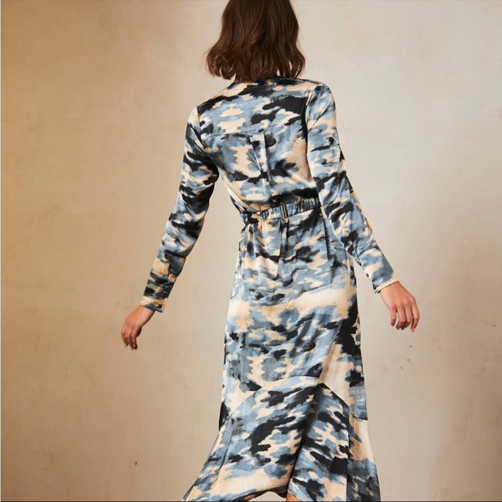 Nekane Milo Maxi Dress Blue Abstract Satin Boho Western NWT Medium - Picture 3 of 12